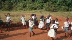 Děti jdou do školy a my ještě v posteli ...