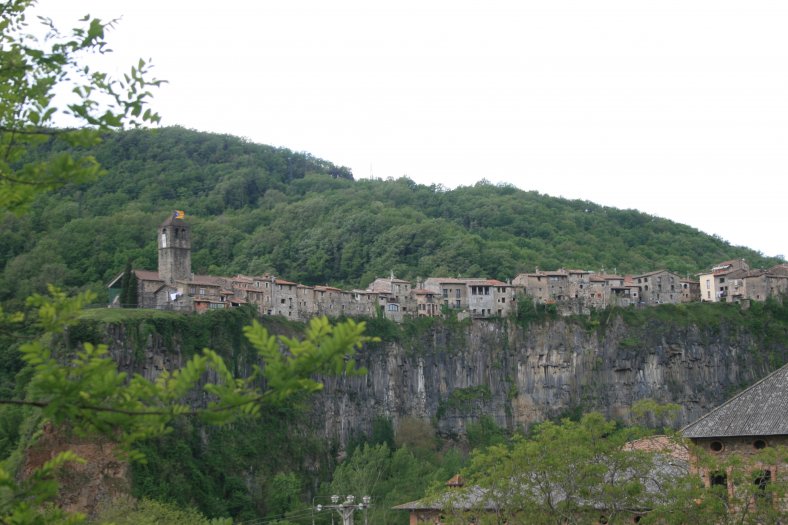 9,5. Olot