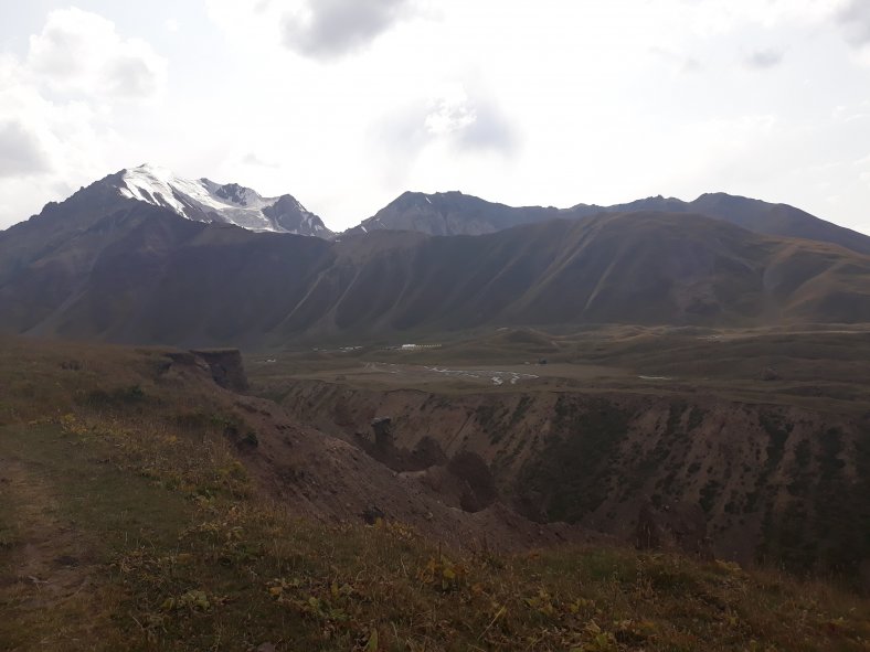 071. Pohled na Base camp